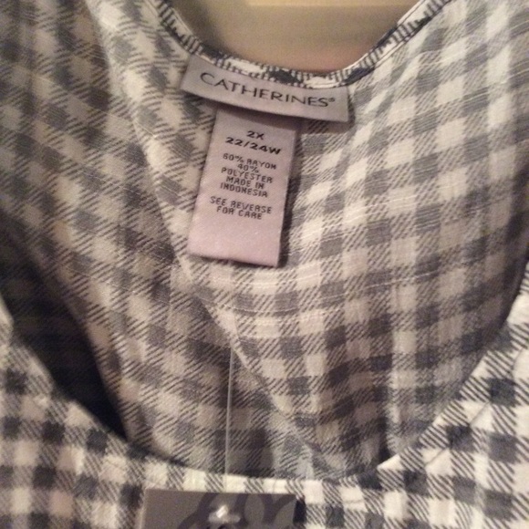 Top - Picture 3 of 6